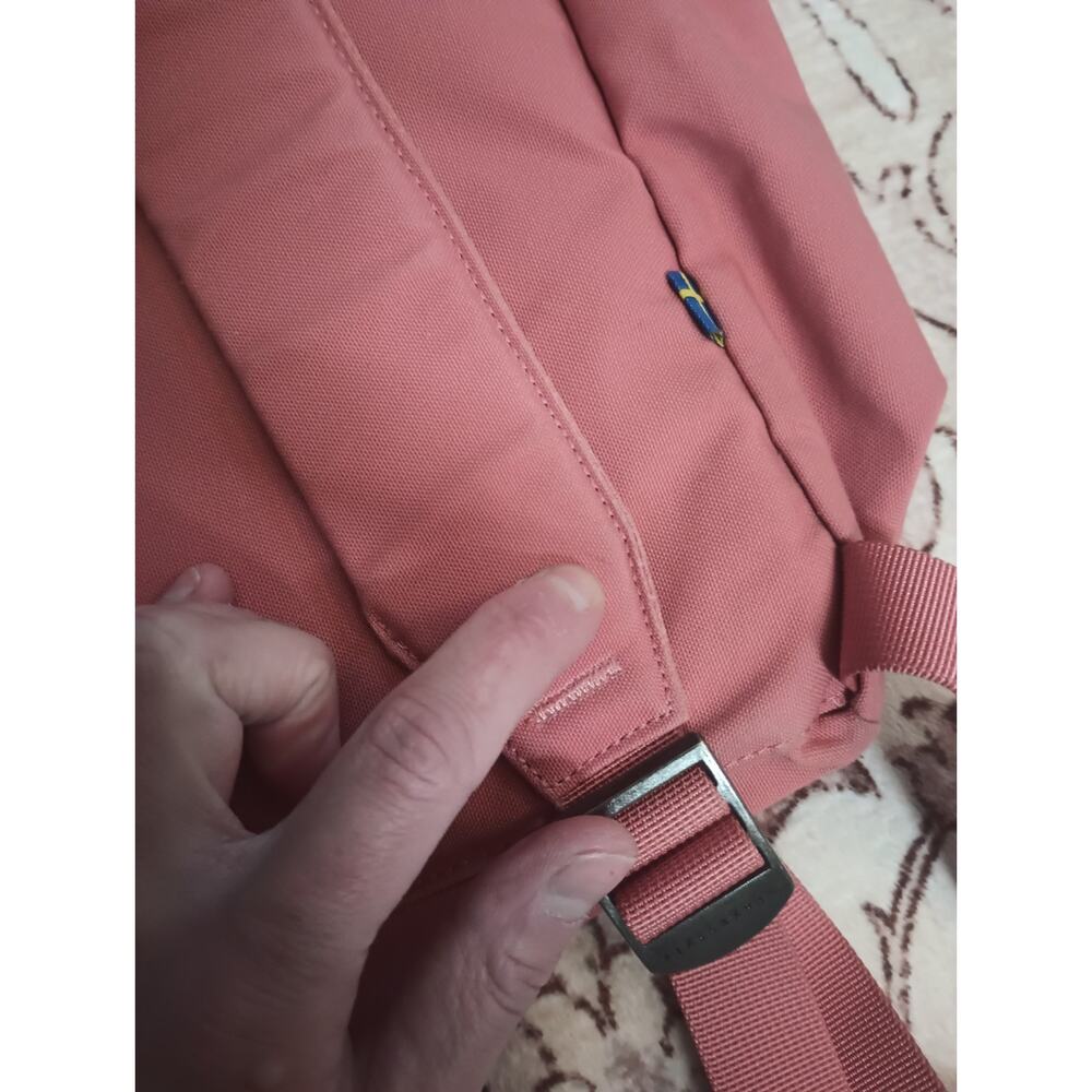 Fjallraven Foldsack No 1 Satchel Backpack Vinyl Pink Outdoor School Hiking - Picture 10 of 16